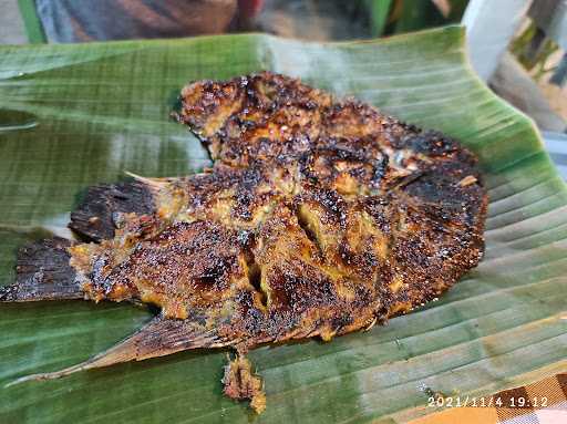 Ikan Bakar Seribu Pulau 6