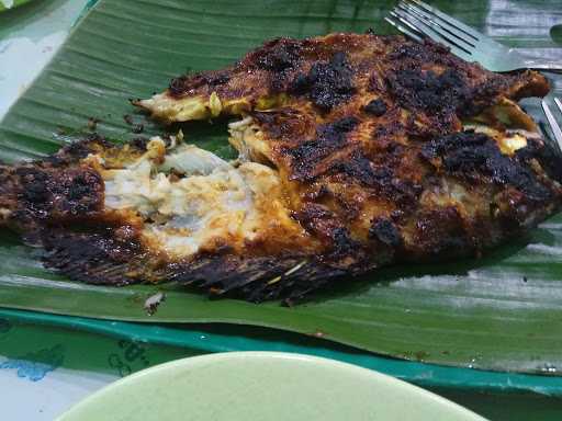 Ikan Bakar Seribu Pulau 5