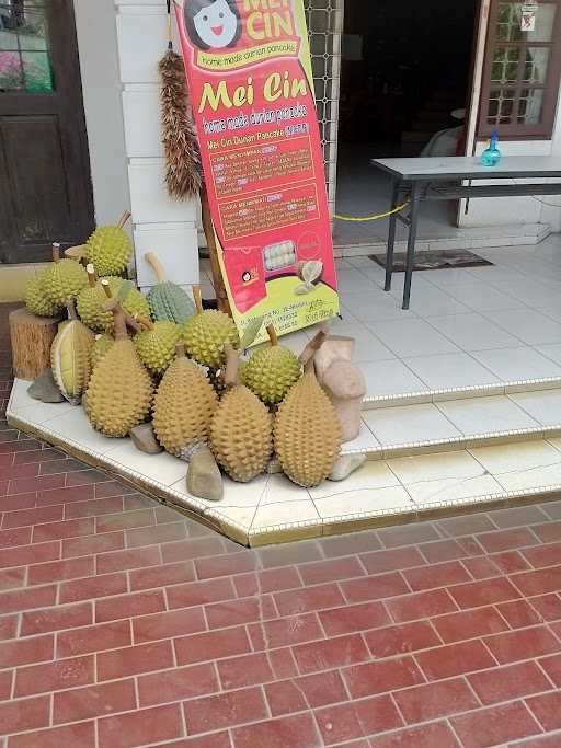 Mei Cin Durian Pancake 5