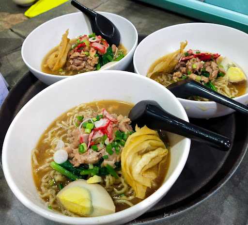 Mie Pangsit Awai 8