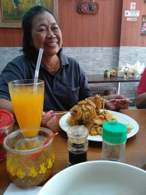 Mie Pangsit Awai 1