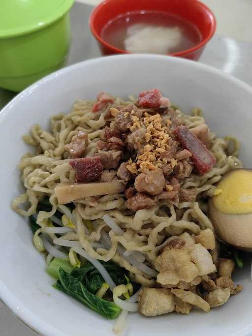 Mie Pangsit Holic 2