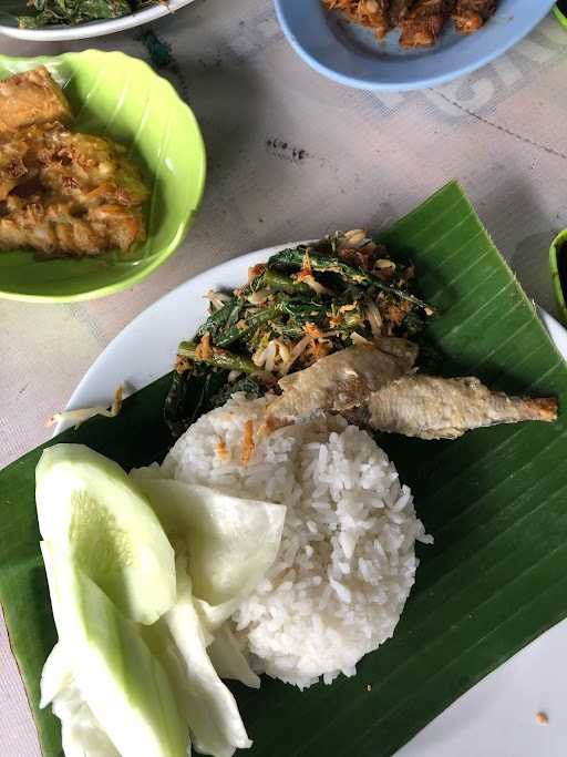 Warung Ikan Bakar Halimah 9