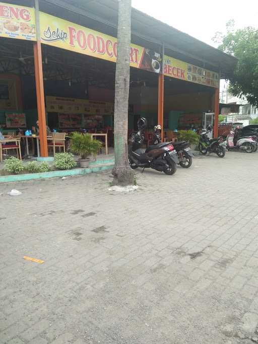 Warung Nasi & Ayam Penyet Rara 6