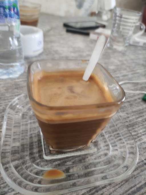 Dhekoffie 4