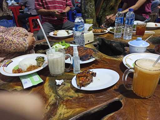 Ayam Bakar Wong Solo 10