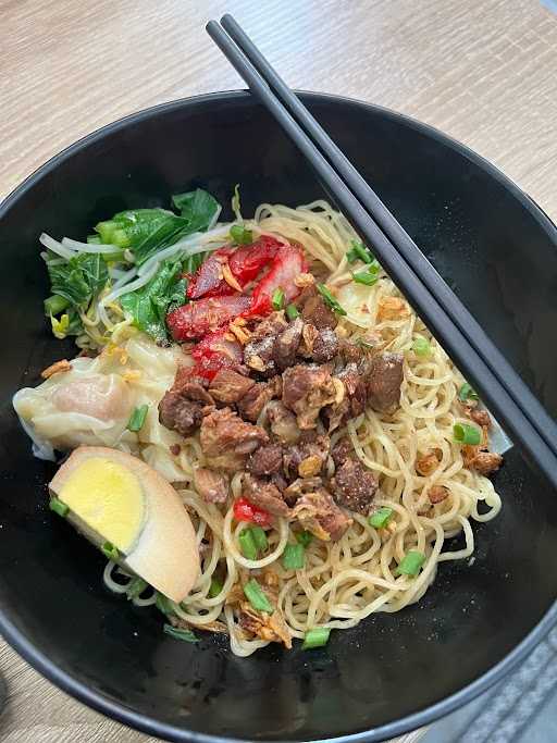 Mie Pangsit Ahun 7