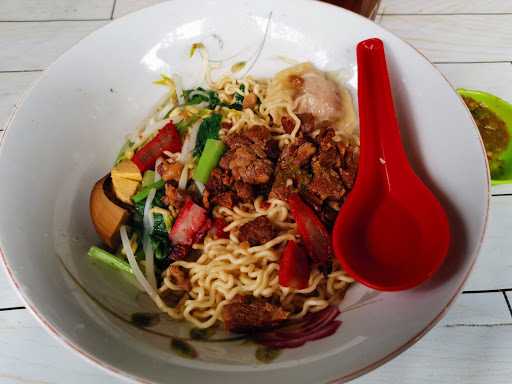 Mie Pangsit Ahun 8