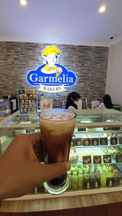 Garmelia Bakery Kota Harapan Indah 2