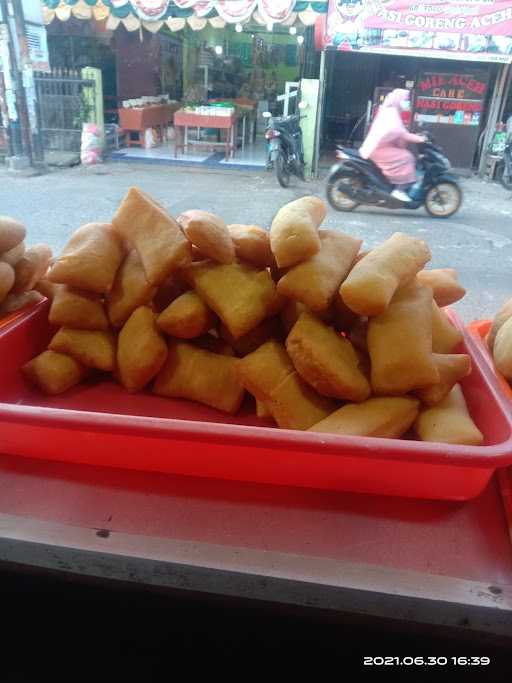 Cakue,Odading & Donat Kang Latif 6