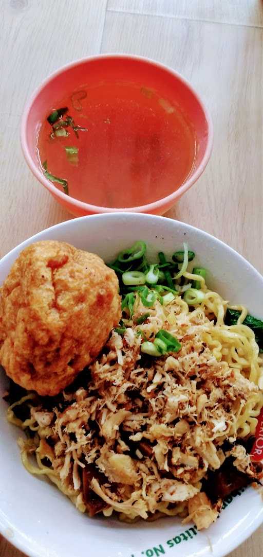 Mie Ayam Suka Baru Cabang Senen 8