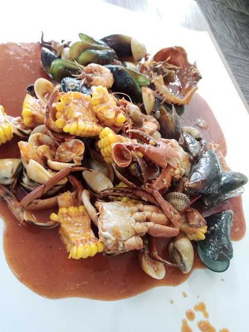 Kerang Tumpah Bang Djalu Harapan Indah Bekasi 3