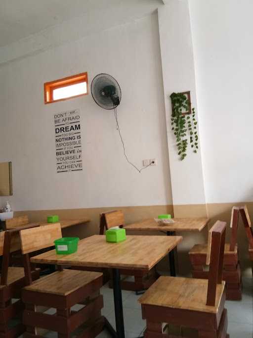 Kedai Tempat Biasa 3