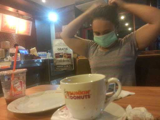 Dunkin' Donuts Spbu Ringroad Medan 6