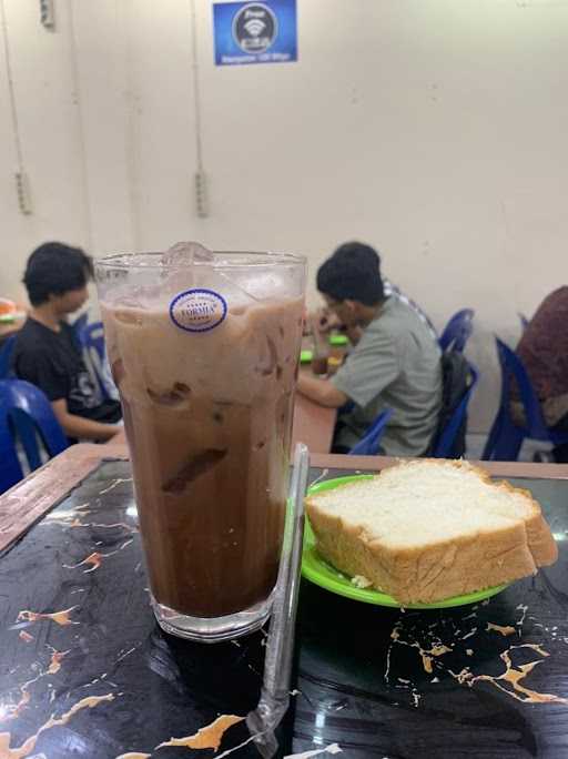 Es Cokelat Burger Harapan 2