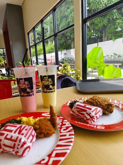 Hotway'S Chicken Medan 7