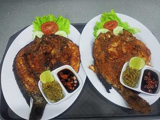 Ikan Bakar Berkah Keluarga 8