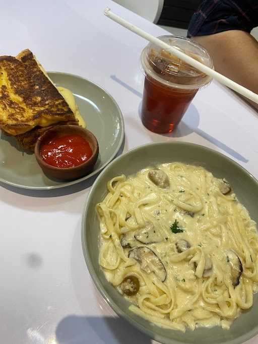 Minbar Roti Bakar Mozarella 6