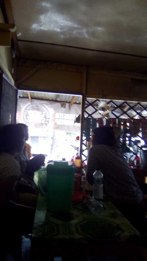 Warung Makan Mak Tiwi 7