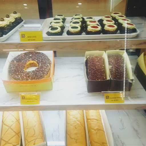 Angliss Bakehouse Maju Bersama Ring Road 1