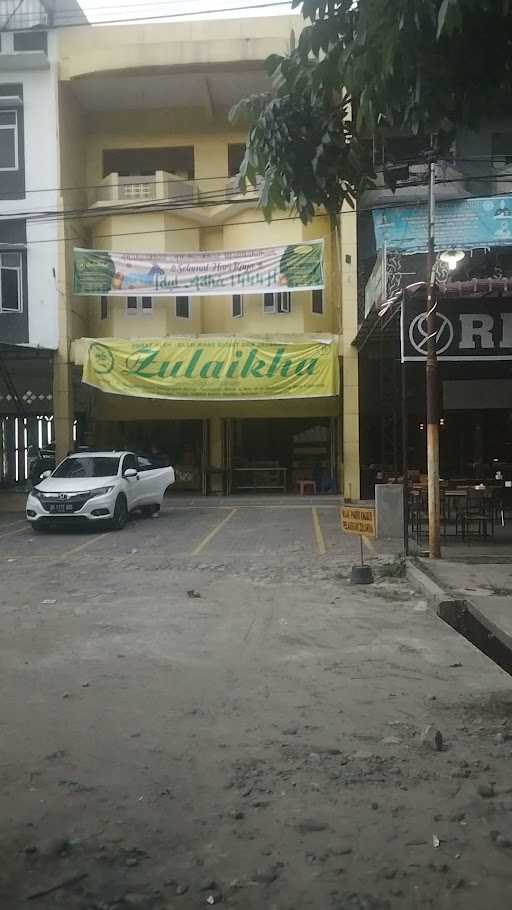 Bika Ambon Zulaikha 8