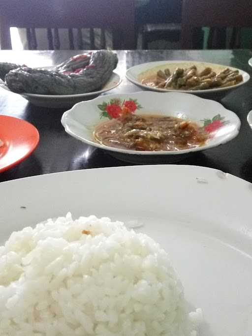 Rumah Makan Rita Baru 1