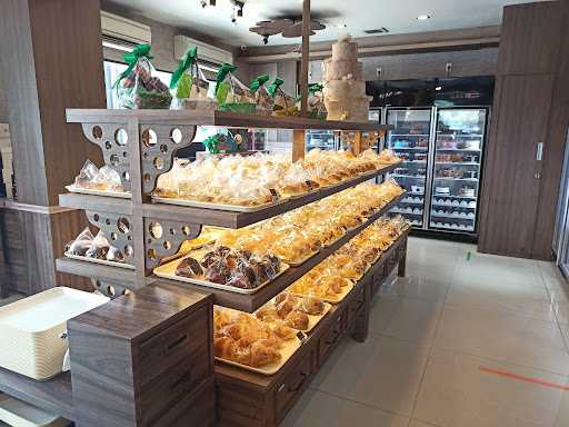 Clover Bakeshoppe Krakatau 3