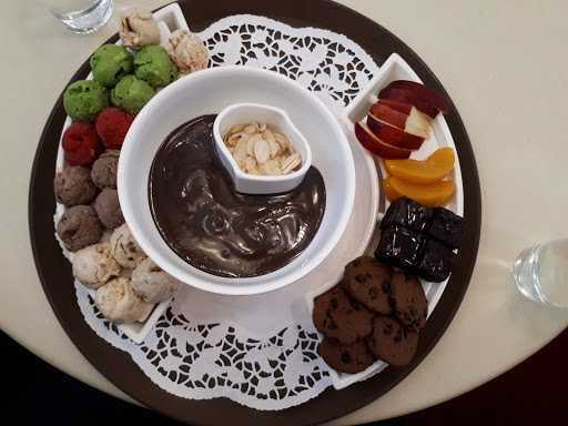 Haagen-Dazs Cafe Centre Point Medan 4