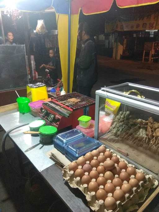 Sostel Dan Bakso Bakar Syafa 4