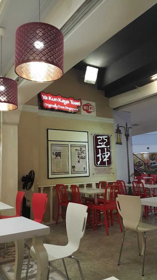 Ya Kun Kaya Toast - Centre Point Mall Medan 6