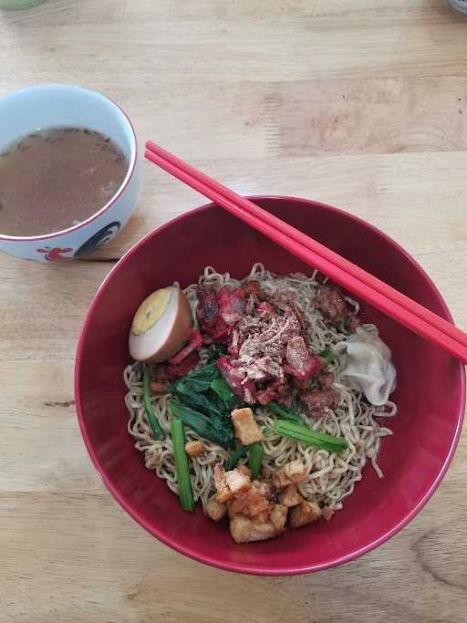 Mie Pangsit Laota 1