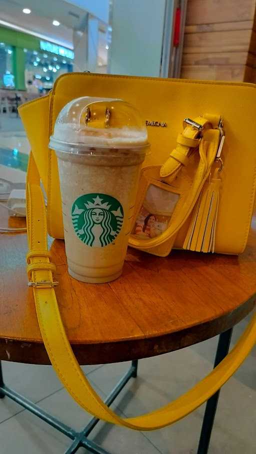 Starbucks - Centre Point Mall Medan 6