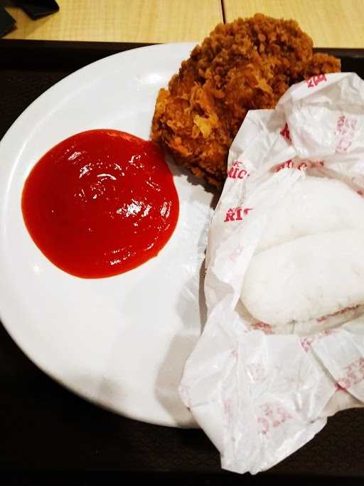 KFC - Centre Point Medan 6