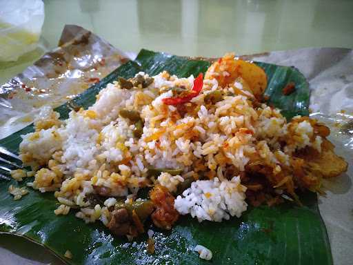 Nasi Gurih & Lontong Hj Hajrah 4