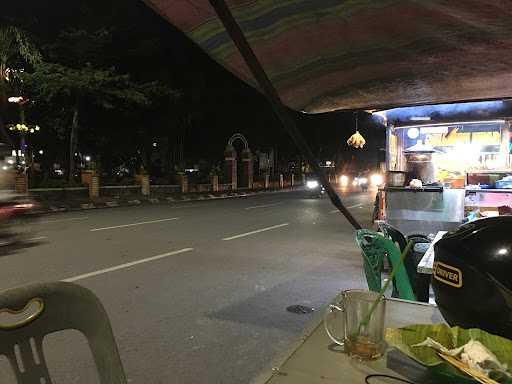 Sate Tugu Juang 45 10