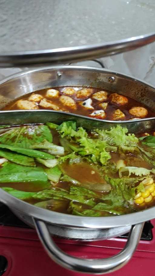 Steamboat Yuk 10