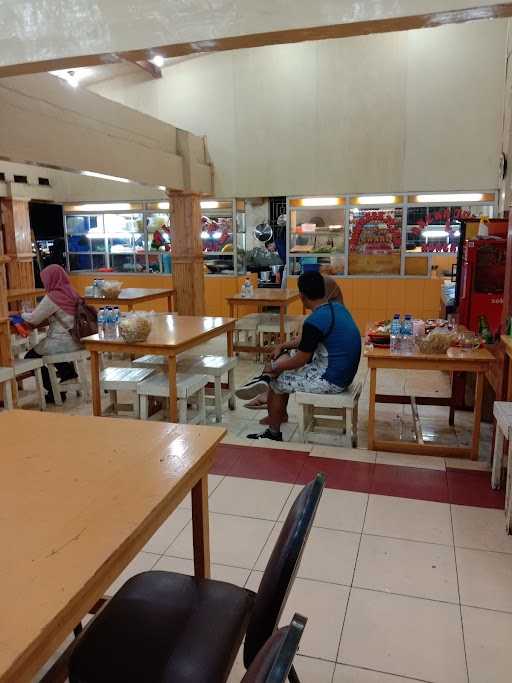 Rumah Makan Sinar Madina 1