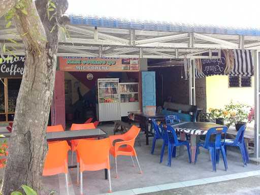 Rumah Makan Tesalonika 5 4