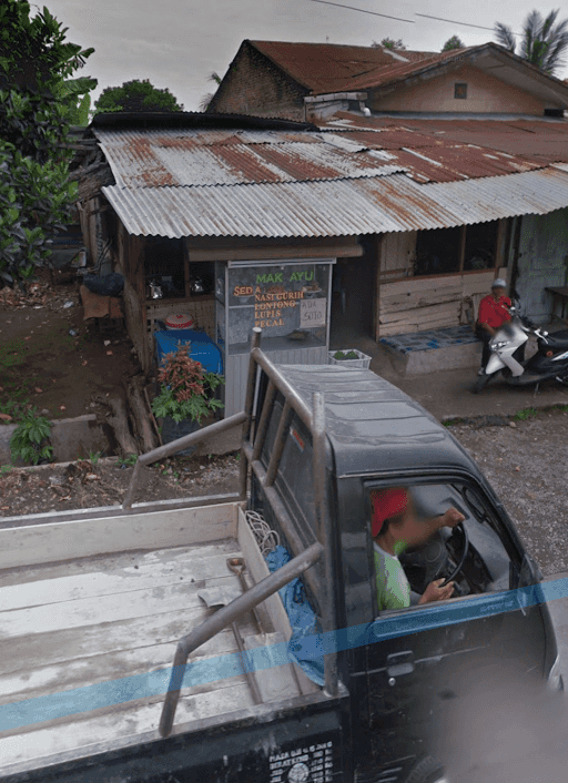 Warung Lontong Mak Ayu 4