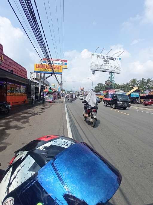 Lembah Anai - Restoran Padang 5