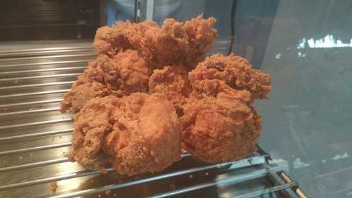 Dino Fried Chicken Kedaung 2