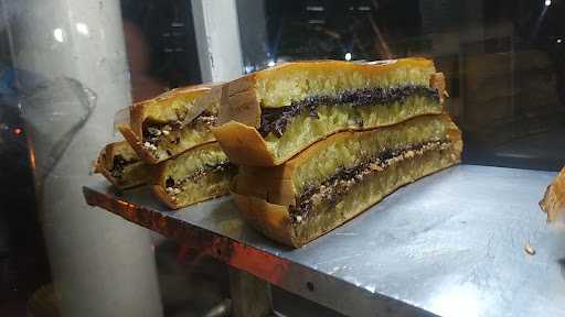 Martabak Bang Kumis 1 2