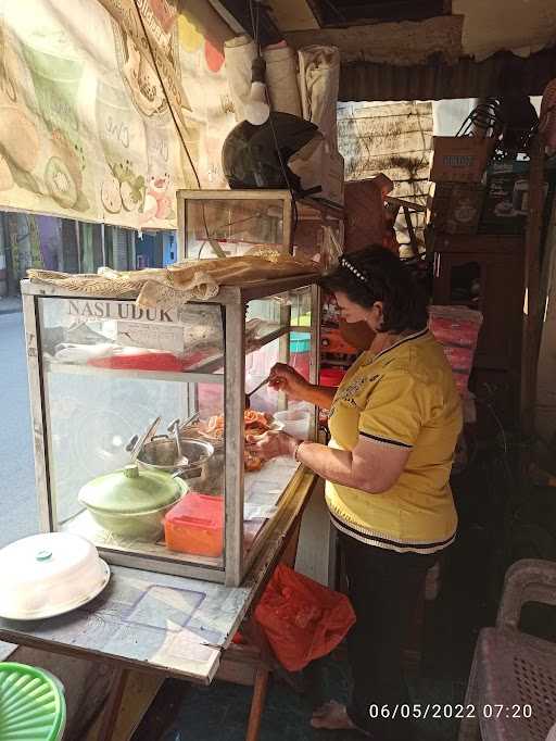 Nasi Uduk Ci Yoyo 7