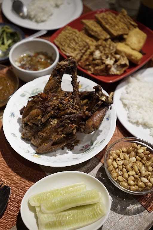 Ayam Betutu Mentempeh Ratu 5