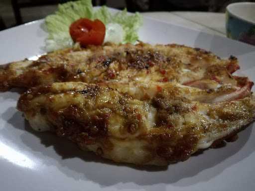 Warung Ikan Bakar Karang Impian 4