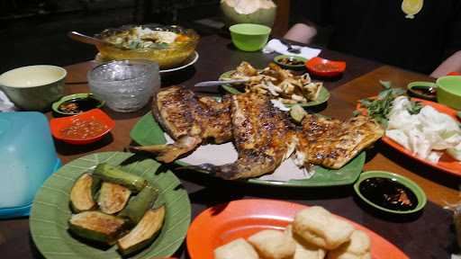 Ikan Bakar Padasuka 7