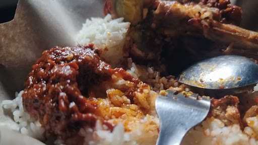 Warung Nasi Pedas Bu Sosro 4