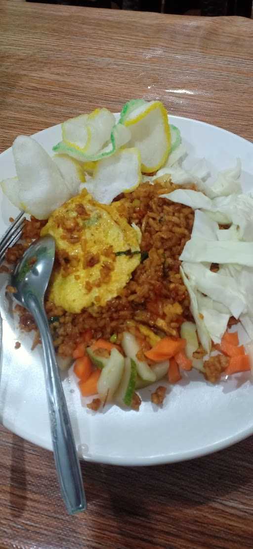 Warung Nasi Goreng Mas Padil 8