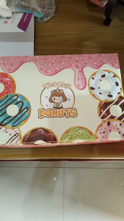 Toen'S Donuts 10