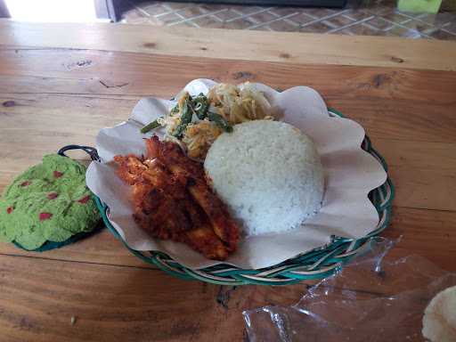 Ayam Panggang Bu Wiwik 4